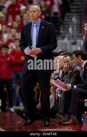 Madison, WI, USA. 16th Nov, 2017. Xavier head coach Chris Mack during the NCAA Basketball game between the Xavier Musketeers and the Wisconsin Badgers at the Kohl Center in Madison, WI. Xavier defeated Wisconsin 80-70. John Fisher/CSM/Alamy Live News Stock Photo