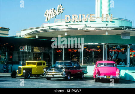 Mel's Drive-In restaurant with classic cars at twilight Universal ...