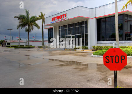 Abandoned General Motors  Buick, Pontiac, GMC auto dealership in Homestead, Florida May 29, 2009 Stock Photo