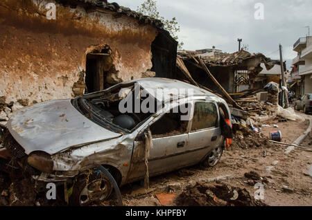 Mandra, Greece. 18th Nov, 2017. A flash flood in near the city of Mandra resulted in 17 confirmed deaths and many more injured. The floods came after a slow moving storm brought torrential rain overnight, 14 to 15 November. Roads, homes and businesses have been damaged. Credit: George Panagakis/Pacific Press/Alamy Live News Stock Photo