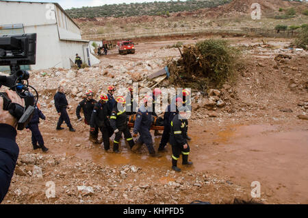 Mandra, Greece. 18th Nov, 2017. A flash flood in near the city of Mandra resulted in 17 confirmed deaths and many more injured. The floods came after a slow moving storm brought torrential rain overnight, 14 to 15 November. Roads, homes and businesses have been damaged. Credit: George Panagakis/Pacific Press/Alamy Live News Stock Photo