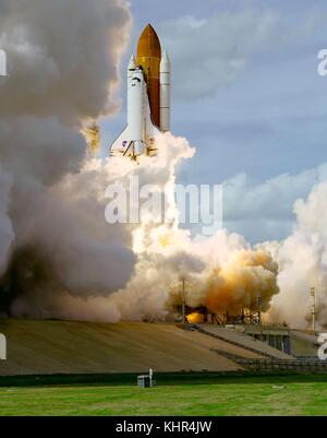 The NASA Space Shuttle Atlantis launches from the Kennedy Space Center Launch Pad 39A for the STS-122 mission to the International Space Station February 7, 2008 in Merritt Island, Florida.  (photo by NASA Photo via Planetpix) Stock Photo