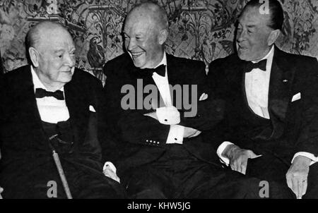 Photograph of President Dwight D. Eisenhower, Prime Minister Sir Winston Churchill and Harold Alexander, 1st Earl Alexander of Tunis. President Dwight D. Eisenhower (1890-1969) an American politician, Army general and 34th President of the United States.  Sir Winston Leonard Spencer-Churchill (1874-1965) a British politician and Prime Minister of the United Kingdom. Harold Alexander, 1st Earl Alexander of Tunis (1891-1969) a senior British Army officer. Dated 20th Century Stock Photo