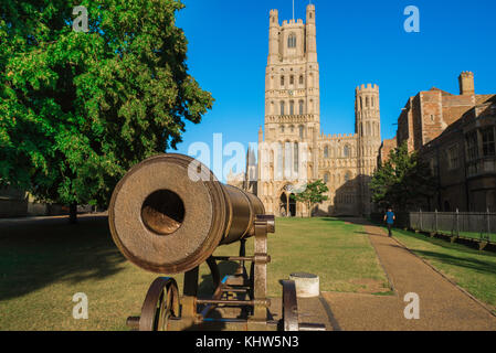 Ely cathedral, a captured Russian cannon from the Crimean War sited in the Cathedral Green, Ely, Cambridgeshire, UK. Stock Photo