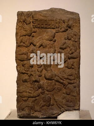 Carved sandstone railing pillar showing a male figure, from Uttar Pradesh. Dated 2nd Century BCE Stock Photo