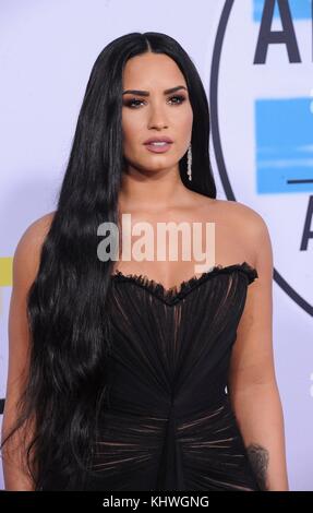 Demi Lovato at arrivals for 2017 American Music Awards (AMAs) - Arrivals, Microsoft Theater, Los Angeles, CA November 19, 2017. Photo By: Elizabeth Goodenough/Everett Collection Stock Photo