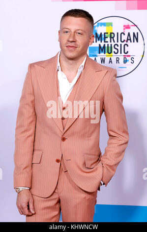 Los Angeles, USA. 19th Nov, 2017. Macklemore attends the 2017 American Music Awards at Microsoft Theater on November 19, 2017 in Los Angeles, California. Credit: Geisler-Fotopress/Alamy Live News Stock Photo