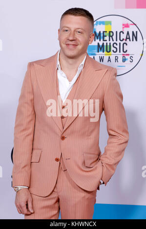 Los Angeles, USA. 19th Nov, 2017. Macklemore attends the 2017 American Music Awards at Microsoft Theater on November 19, 2017 in Los Angeles, California. Credit: Geisler-Fotopress/Alamy Live News Stock Photo