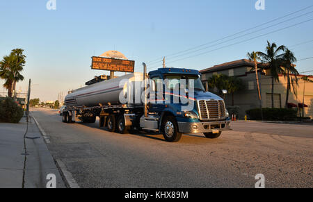 FORT LAUDERDALE, FL - SEPTEMBER 14: Gas trucks speed in and out of the Port of Fort Lauderdale. Florida starts to clean up as it struggles to get back online with gas and electric. Millions are still without power after Extreme Category 5 Hurricane Irma Which Is The largest Storm In US History hit the state on September 14, 2017 in Fort Lauderdale, Florida.   People:  Gas Tanker at Port of Fort Luaderdale Stock Photo