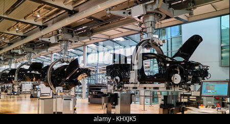 Europe, Saxony,   the Transparent Factory, Transparent Factory is the English name of an automobile production plant in Dresden, Germany, owned by German carmaker Volkswagen, designed by architect Gunter Henn, and opened in 2002. The original German name is Gl?serne Manufaktur (meaning factory made of glass, literally vitreous manufactory). Stock Photo