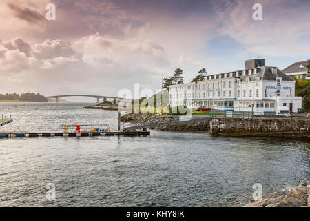 The Lochalsh Hotel sits on the lochside and has a good view of the Skye Bridge, Kyle of Lochalsh, Highland, Scotland, UK Stock Photo