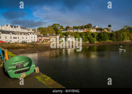 Rows of colourful houses overlook the harbour in Portree, the main town on the Isle of Skye, Highland, Scotland, UK Stock Photo