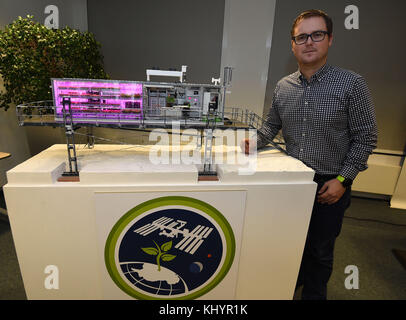 Bremen, Germany. 21st Nov, 2017. Aerospace engineer Paul Zabel stands behinds a model of the project 'Eden-ISS' at the 'Deutschen Zentrum für Luft- und Raumfahrt (DLR)' (German Aerospace Center) in Bremen, Germany, 21 November 2017. Zabel takes off to the Antarctic with a team of the DLR in December to grow vegetables in a greenhouse from February 2018 onwards for a year. The project is considered a test run for the future manned mission to moon and mars. Credit: Carmen Jaspersen/dpa/Alamy Live News Stock Photo