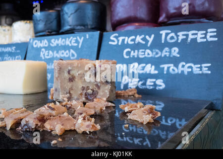 Salisbury, UK. 23rd Nov, 2017. Salisbury Christmas markets opens to a a slow start. Credit Paul Chambers Credit: © Paul Chambers/Alamy Stock Photo/Alamy Live News Stock Photo