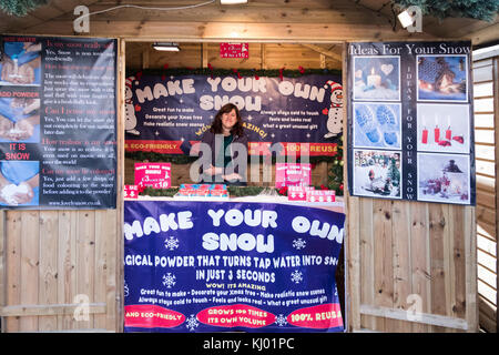 Salisbury, UK. 23rd Nov, 2017. Salisbury Christmas markets opens to a a slow start. Credit Paul Chambers Credit: © Paul Chambers/Alamy Stock Photo/Alamy Live News Stock Photo