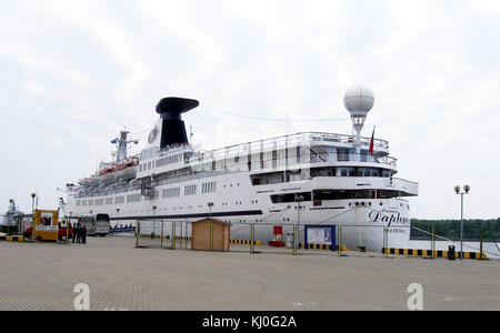 Kruiz hi-res stock photography and images - Alamy