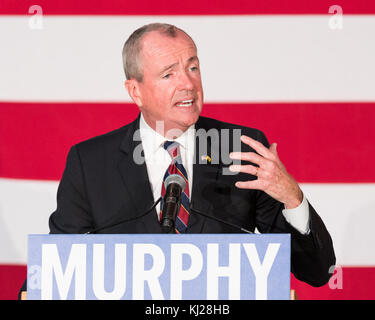 Paramus, New Jersey, USA. 24th Oct, 2017. Phil Murphy, Democratic candidate for New jersey Governor seen speaking on stage during his election campaign. Credit: Michael Brochstein/SOPA/ZUMA Wire/Alamy Live News Stock Photo