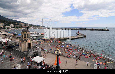 People at the beach in Yalta, Ukraine Stock Photo: 67740597 - Alamy