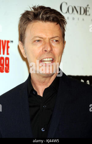 NEW YORK CITY, NY - NOVEMBER 13:  David Bowie and Iman inside Keep A Child Alive's 5th annual Black Ball at Hammerstein Ballroom on November 13, 2008 in New York City.   People:  David Bowie,  Iman Stock Photo