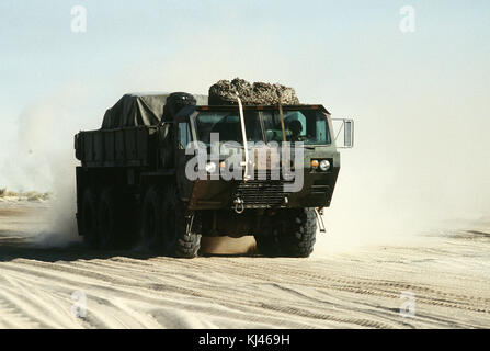 Heavy expanded mobility tactical truck HEMTT-M977-front ID DA-ST-92-06905 Stock Photo