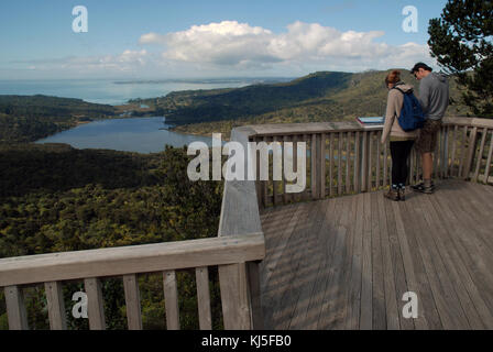 Arataki Nature Centre walk way, Arataki Visitor Centre, Waitakere Ranges Regional Park, near Auckland in the North Island, New Zealand. Stock Photo