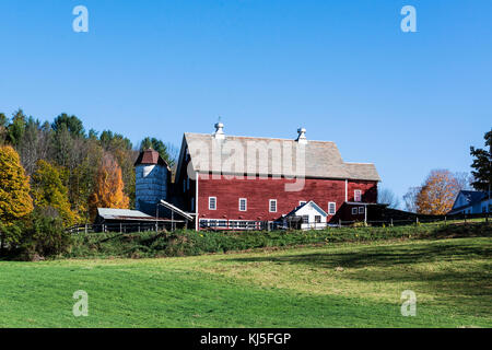 Colorful autumn farm, Woodstock, Vermont, USA Stock Photo