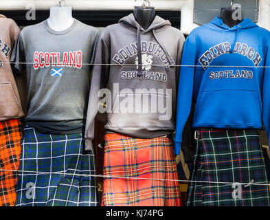 Kilt shop on The Royal Mile in Edinburgh, Scotland, UK Stock Photo