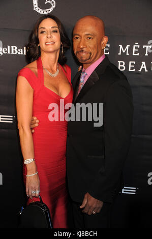 NEW YORK, NY - NOVEMBER 21: Tara Fowler, Montel Williams  attends the 2016 Angel Ball at Cipriani Wall Street on November 21, 2016 in New York City.    People:  Tara Fowler, Montel Williams Stock Photo