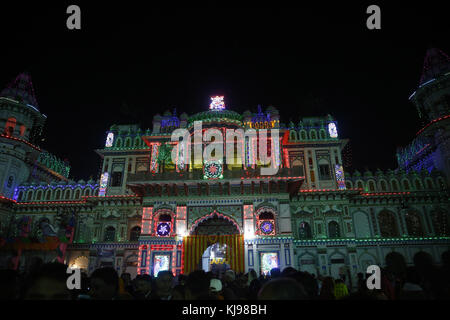 Janakpur, Nepal. 22nd Nov, 2017. Lights illuminate the Janaki Temple during the marriage anniversary of Lord Ram and Sita at Janaki Temple in Janakpur, some 400km southeast from Kathmandu in Nepal on Wednesday, November 22, 2017. The temple is filled with thousands of people from all across Nepal and India. The temple is decorated as a real marriage. Photo/Skanda Gautam Credit: Skanda Gautam/ZUMA Wire/Alamy Live News Stock Photo