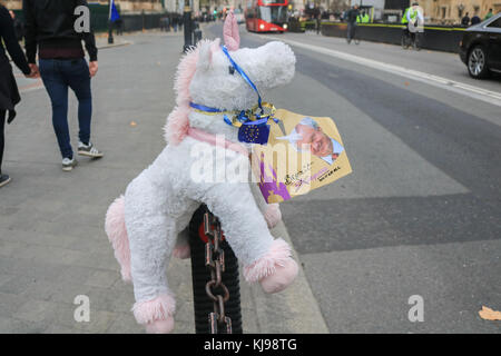 London, UK. 22nd Nov, 2017. A picture of David Davis, Secretary of State for Exiting the European Union by Pro Europe protesters on budget day Credit: amer ghazzal/Alamy Live News Stock Photo