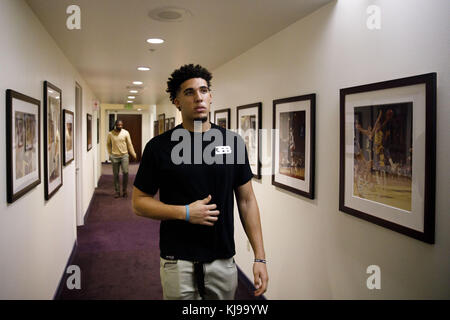 El Segundo, California, USA. 23rd June, 2017. LiAngelo Ball arrives before the introduction of his brother Lonzo Ball at the Laker's Practice Facility on Friday, June 23, 2017 in El Segundo, California. The Lakers selected Lonzo Ball as the No. 2 overall NBA draft pick. © 2017 Patrick T. Fallon Credit: Patrick Fallon/ZUMA Wire/Alamy Live News Stock Photo