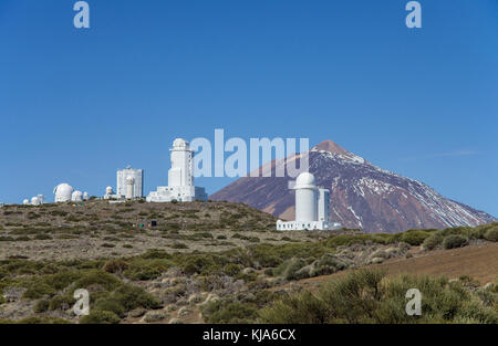 Observatorio del Teide, Teide astronomical observatory, behind the Pico del Teide, Tenerife island, Canary islands, Spain Stock Photo