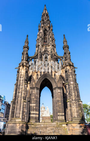 edinburgh city The Scott monument in Princes street gardens on Princes street Edinburgh new town Scotland UK GB EU Europe Stock Photo
