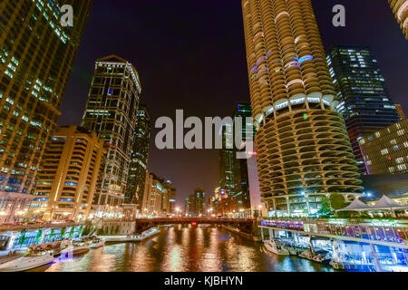 Chicago, Illinois - September 5, 2015: Marina City is a complex of two 60-story towers built in 1964  in Chicago, USA. Apartments, offices, restaurant Stock Photo