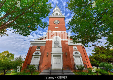 First Unitarian Church was built in 1816 at the head of Church Street as the oldest house of worship in Burlington, Vermont, USA Stock Photo