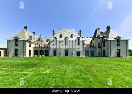 Oheka Castle in Huntington, New York. One of many among the Gold Coast Mansions of Long Island.