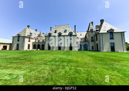 Oheka Castle in Huntington, New York. One of many among the Gold Coast Mansions of Long Island.