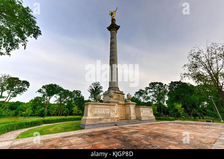 Bronx Victory Memorial in Pelham Bay Park commemorating 947 soldiers from the Bronx who gave their lives in service during World War I. Stock Photo