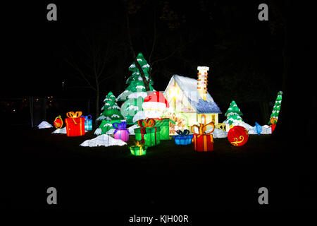 Birmingham, UK. 23rd November, 2017. This year's Christmas themed Lantern Festival will illuminate the park turning it into a spectacular fusion of dual culture, vibrant colours and artistic sculptures. Lanterns in all shapes and forms, from a 'Gingerbread House' to a magnificent giant lantern recreation of the iconic 'Birmingham Central Library Credit: steven roe/Alamy Live News Stock Photo