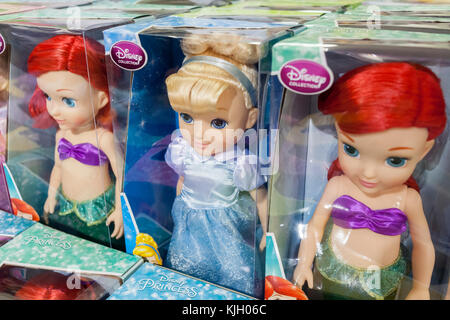 jcpenney disney princess doll set