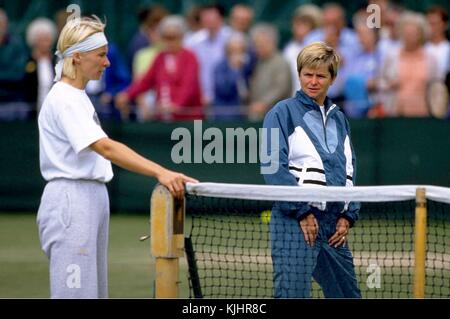 ©Alpha Press 17/06/97 JANA NOVOTNA AND HANNA MANDLIKOVA ATTEND ' THE DIRECT LINE INTERNATIONAL INSURANCE LADIES TENNIS CHAMPIONSHIPS ' IN LONDON Stock Photo