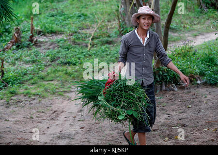 Bahnar (Ba Na) ethnic group. Farmer.  Kon Tum. Vietnam. Stock Photo