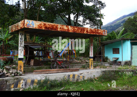 Abandoned service station in Yolosa near Coroico, North Yungas Province, Bolivia Stock Photo