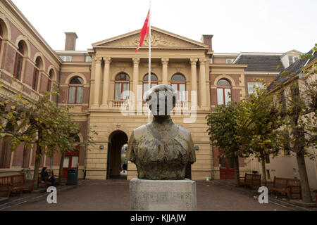 Bust of Aletta H. Jacobs in Groningen, the Netherlands. Jacobs  (1854 - 1929) was the first woman to study at the University of Groningen. Stock Photo