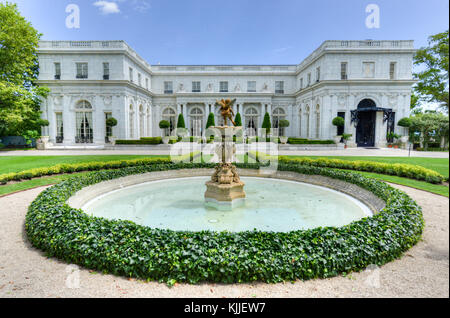 NEWPORT, RHODE ISLAND - AUGUST 1, 2013: Rosecliff. built 1898-1902, is one of the Gilded Age mansions, in Newport, as seen on July 19, 2013. It was mo Stock Photo