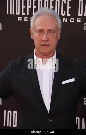 HOLLYWOOD, CA - JUNE 20: Brent Spiner arrives for the Premiere Of 20th Century Fox's 'Independence Day: Resurgence' held at TCL Chinese Theatre on June 20, 2016 in Hollywood, California  People:  Brent Spiner Stock Photo