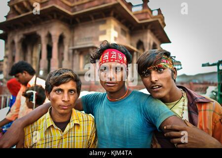 Indian Glance -  05/09/2010  -    -  Nickel feet of Indian in Jodhpur's street In India   -  Sylvain Leser / Le Pictorium Stock Photo