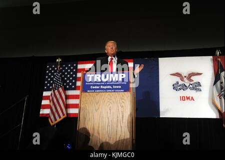 CEDAR RAPIDS, IA - FEBRUARY 1 : Republican presidential candidate Donald Trump speaks during a campaign event at the U.S. Cellular Convention Center February1, 2016 in Cedar Rapids, Iowa. Trump who is seeking the nomination for the Republican Party attends his final campaign rally ahead of tonight's Iowa Caucus.   People:  Donald Trump Stock Photo