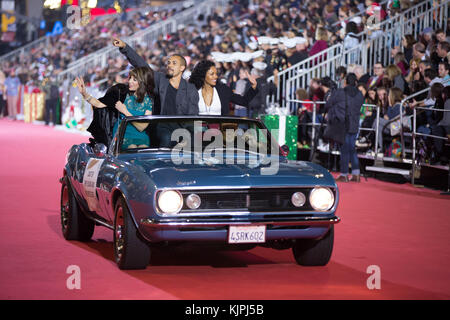 Hollywood, USA. 26th Nov, 2017. Atmosphere at the 85th Annual Hollywood Christmas Parade on November 27, 2016 in Hollywood, California. Credit: The Photo Access/Alamy Live News Stock Photo