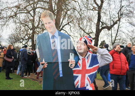 London, UK. 27th Nov, 2017. Royal well-wisher John Loughrey  outside Kensington Palace with a cardboard cutout of Prince Harry who announced his engagement to Meghan Markle Credit: amer ghazzal/Alamy Live News Stock Photo